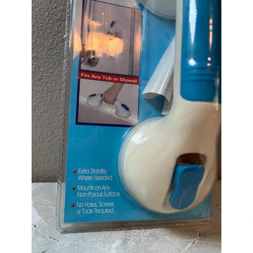 IdeaWorks Super‎ Grip Suction Mount Handle Bathroom Shower Safety Grab Bar White